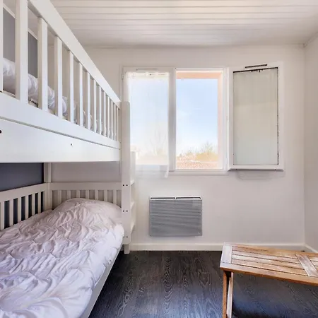 950m De La - Maison Pour 10 Avec Piscine Σπίτι διακοπών Ares