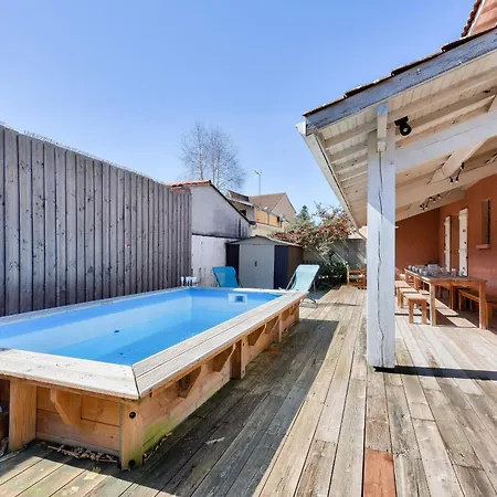 950m De La - Maison Pour 10 Avec Piscine *