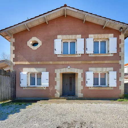 펜션 950m De La - Maison Pour 10 Avec Piscine *