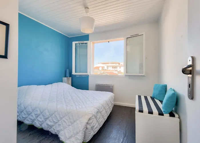 Сasa de vacaciones 950m De La - Maison Pour 10 Avec Piscine