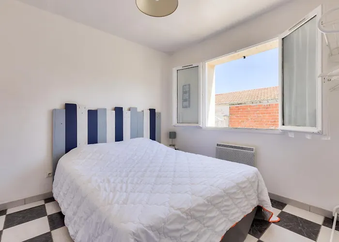 Сasa de vacaciones 950m De La - Maison Pour 10 Avec Piscine *